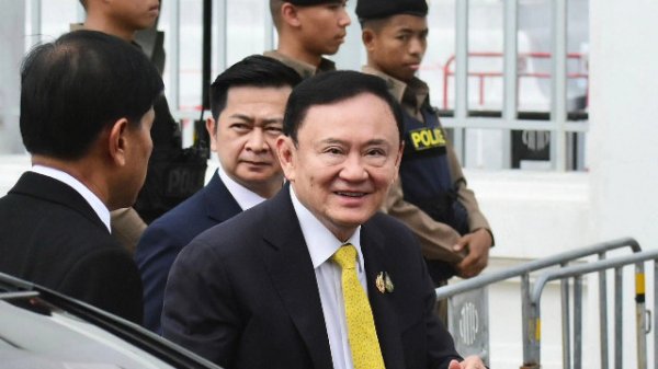长盈策略 他信如期返泰服刑, 泰国政坛力量洗牌?